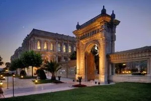 Top 5 Luxury Hotels in Istanbul 2025: Exclusive Guide to Ultimate Excellence