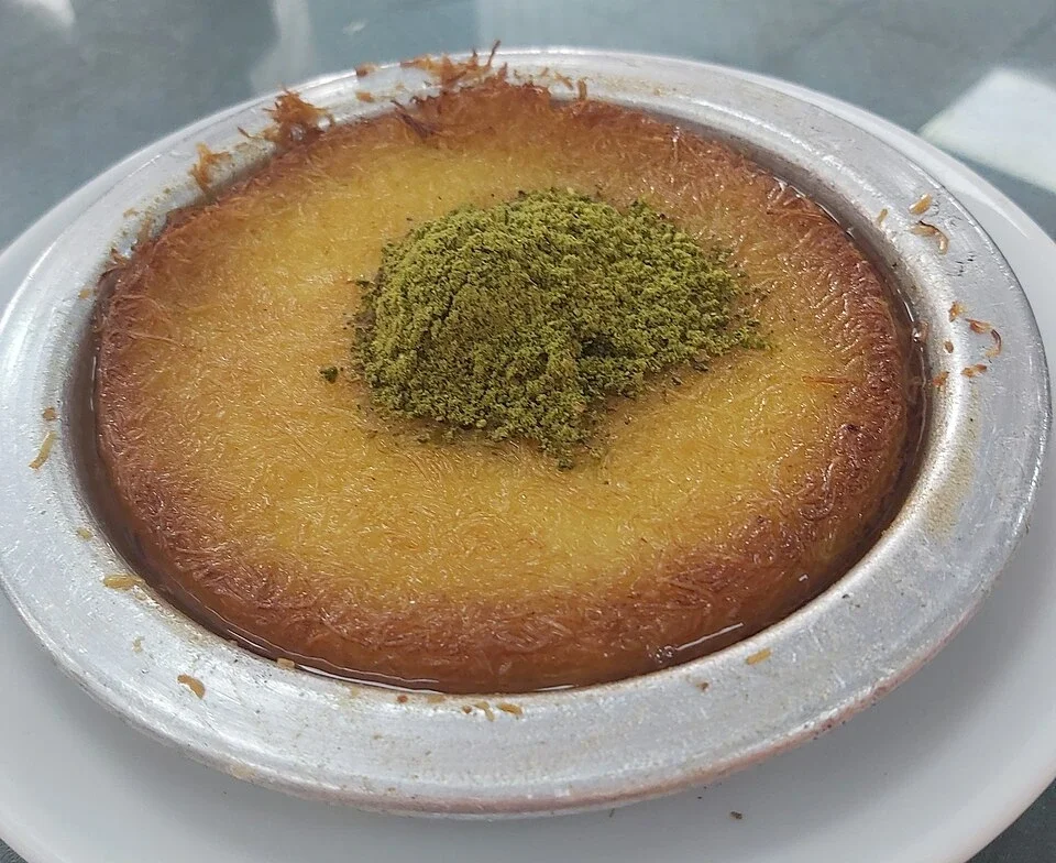 Delicious Turkish Cuisine in Istanbul: Complete Food Guide 2025
