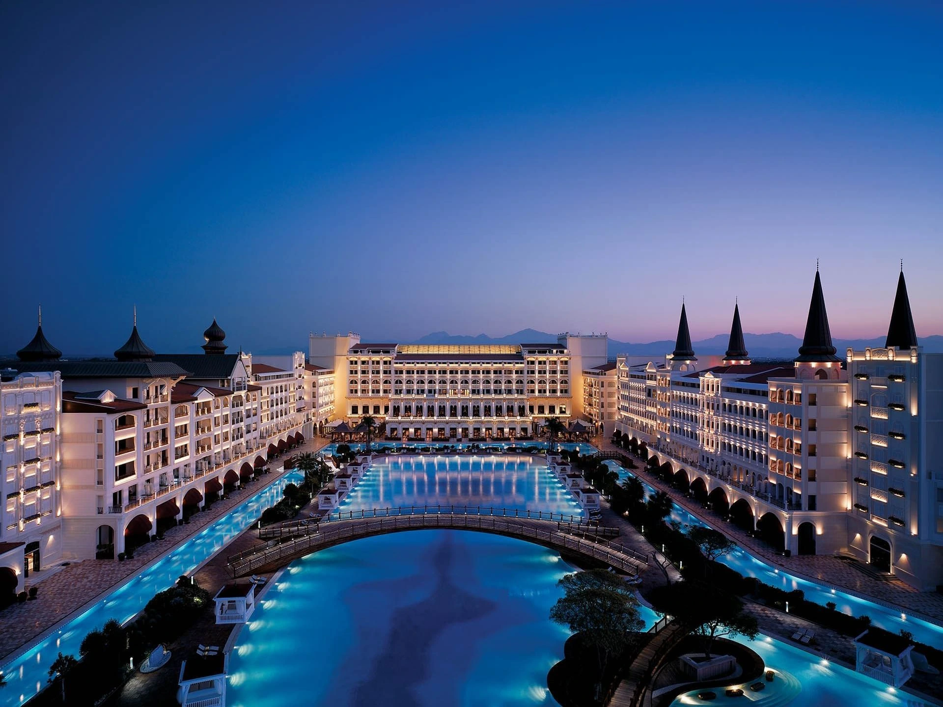 Titanic Mardan Palace