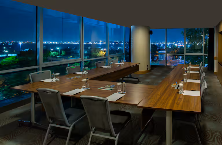 دبل تري باي هيلتون إسطنبول – مودا