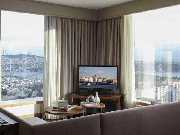 فندق رينسانس إسطنبول بولات البوسفور