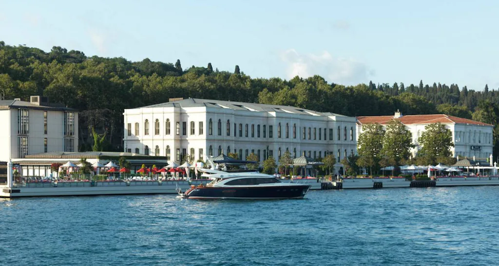 Four Seasons Hotel Istanbul at the Bosphorus
