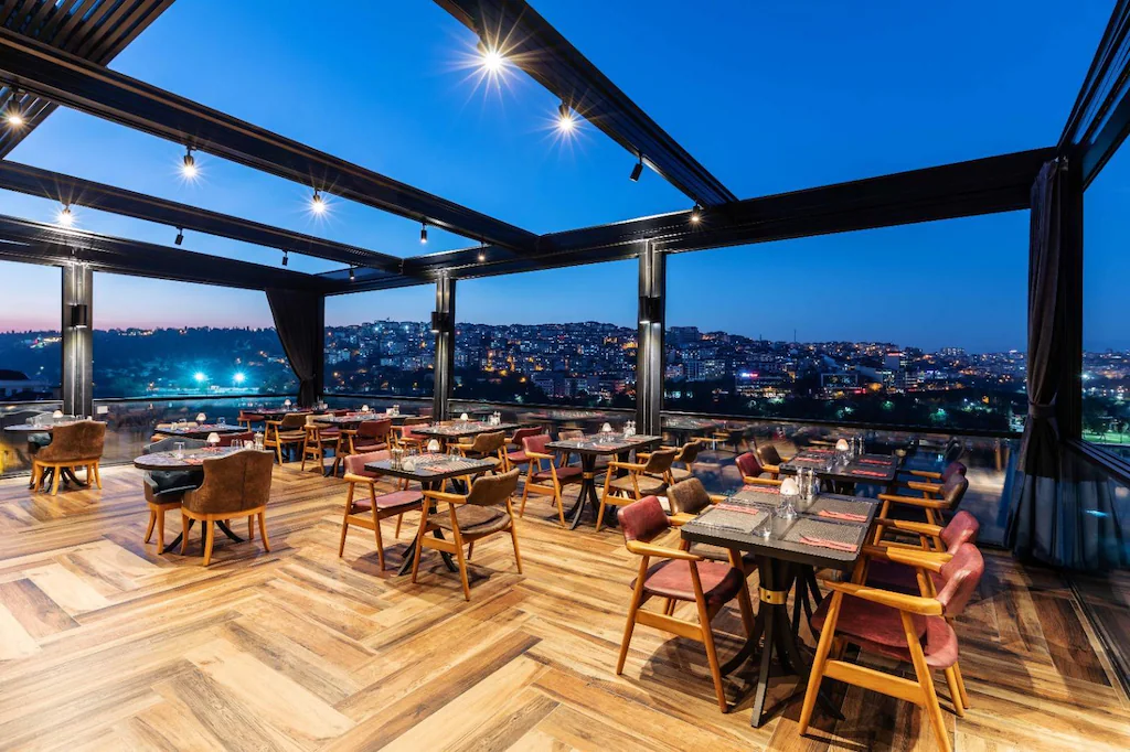 Ramada by Wyndham Istanbul Golden Horn