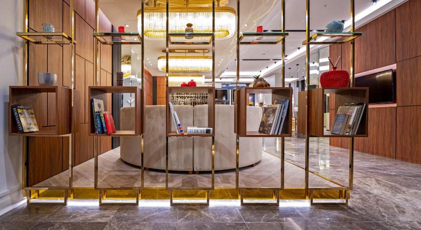 Mövenpick Living Istanbul West