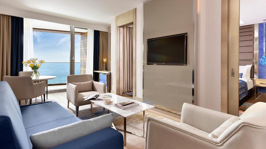Crowne Plaza Florya