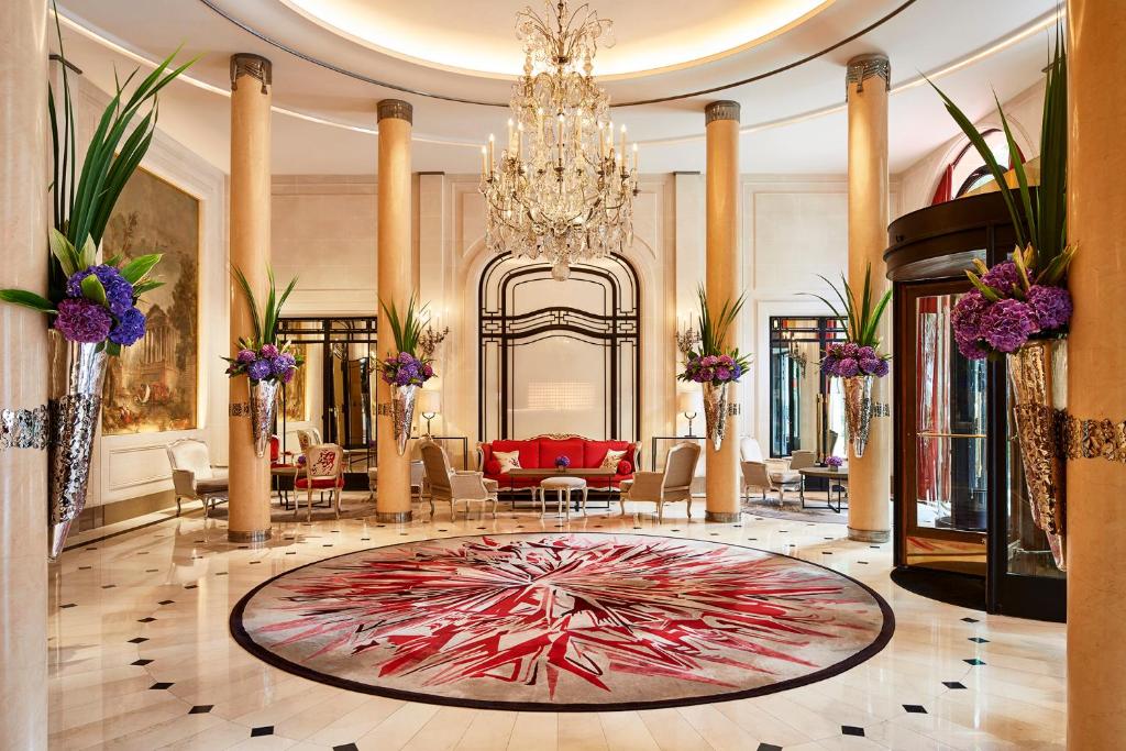 Hotel Plaza Athenee - Dorchester Collection