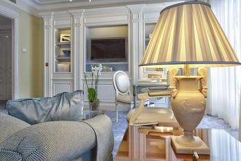 Four Seasons Hôtel George V, Paris