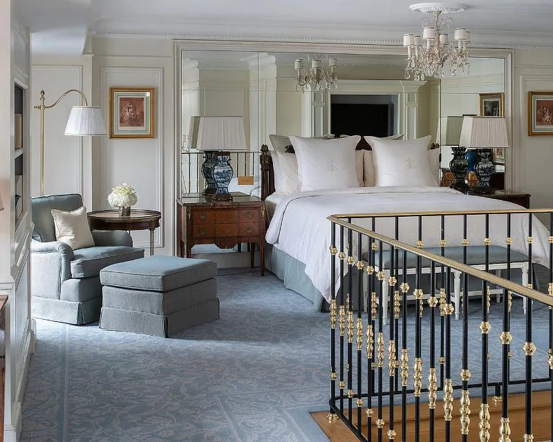 Four Seasons Hôtel George V, Paris