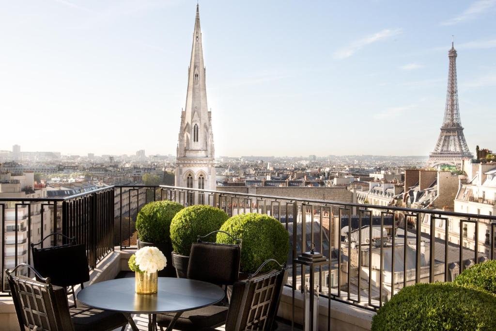 Four Seasons Hôtel George V, Paris