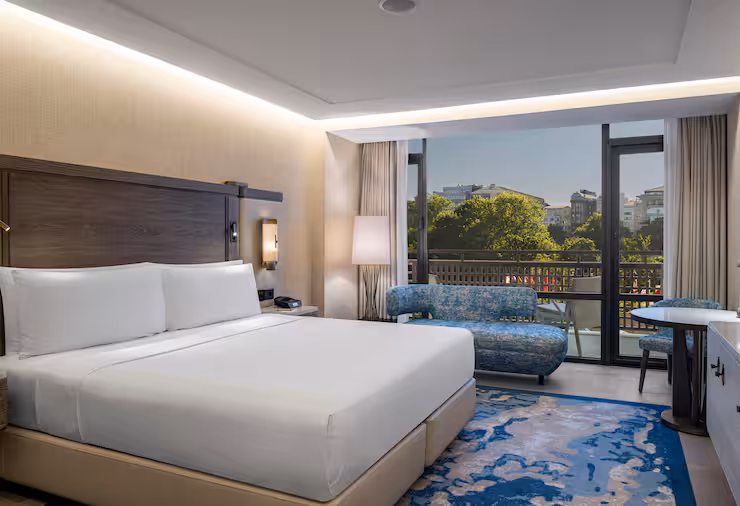 King Deluxe Zimmer mit Stadtblick