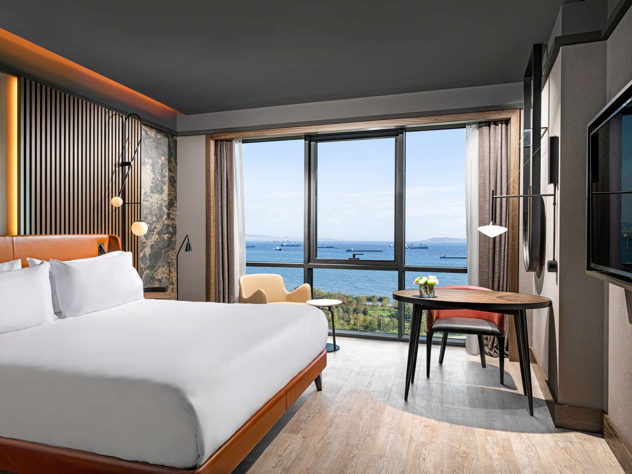 Superior Sea Side Room